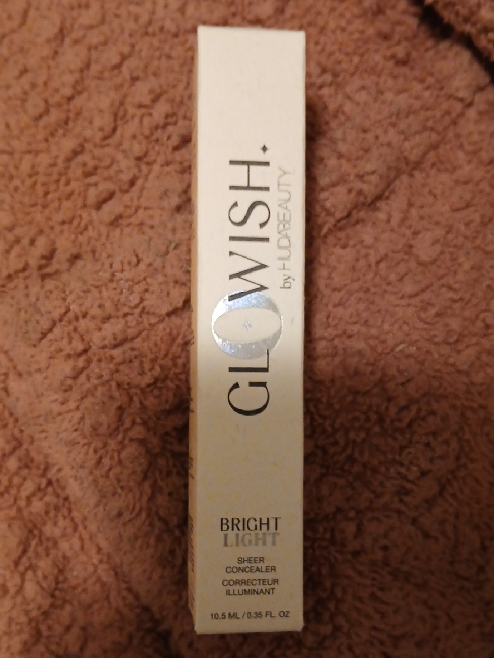 HUDA BEAUTY GloWish Bright Light Sheer Concealer - Cream